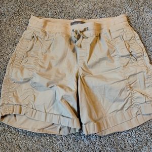 Eddie Bauer tan cotton shorts - Size 10
